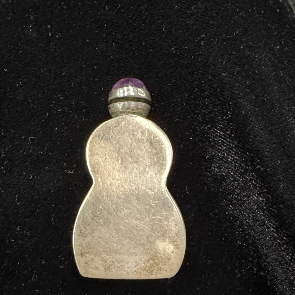 BEAUTIFUL ANTIQUE MEXICAN  925 STERLING SILVER SNUFF BOTTLE Amethyst Top